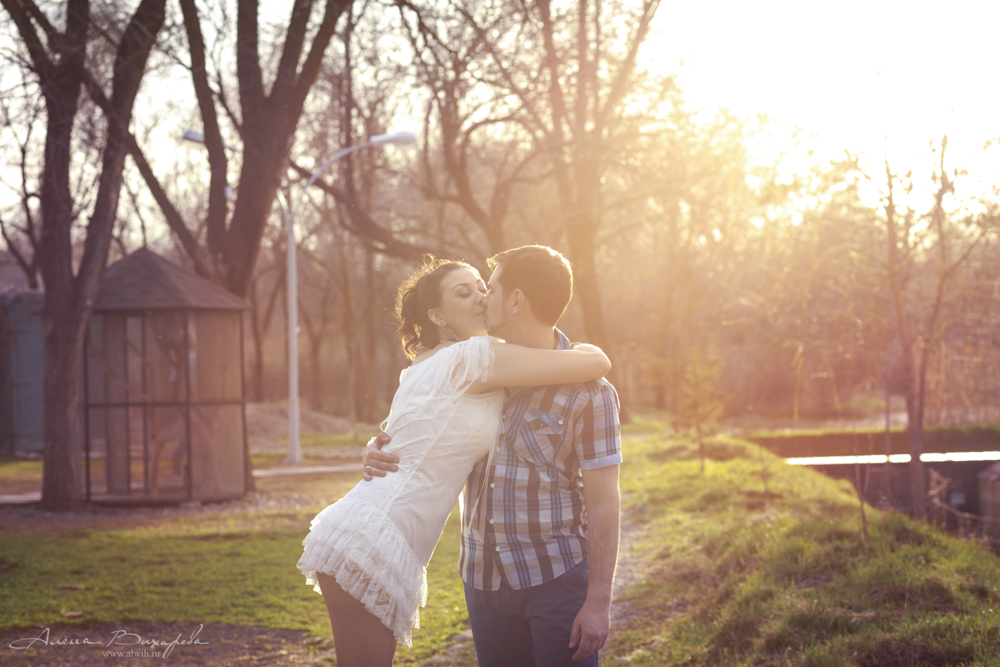 Предсвадебная фотосессия Love Story Сергей и Зоя. Один прекрасный день. Г.Бишкек. Фотограф Вихарева Алена.