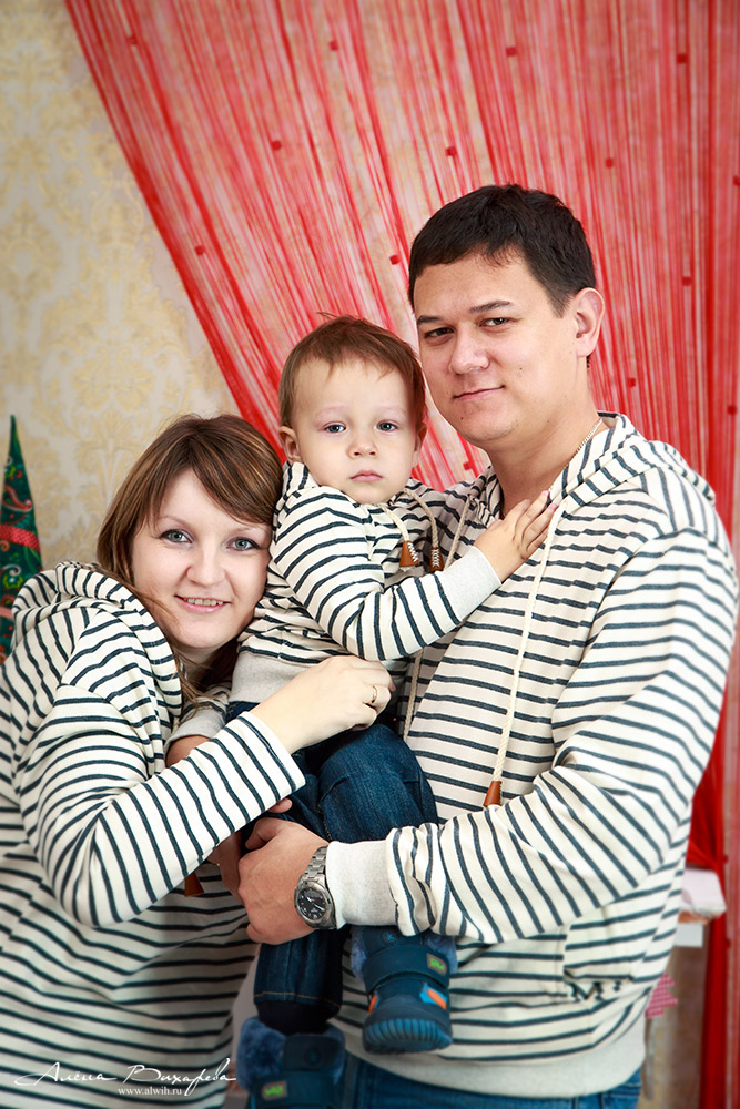 Детская и семейная фотосессия. Фотограф Вихарева Алена.