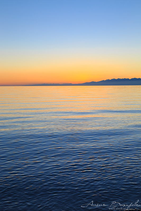 Закат на южном берегу Иссык-Куля