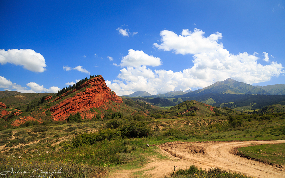Ущелье Жети-Огуз, Кыргызстан, Иссык-кульская область Ущелье Жети-Огуз, Кыргызстан, Иссык-кульская область