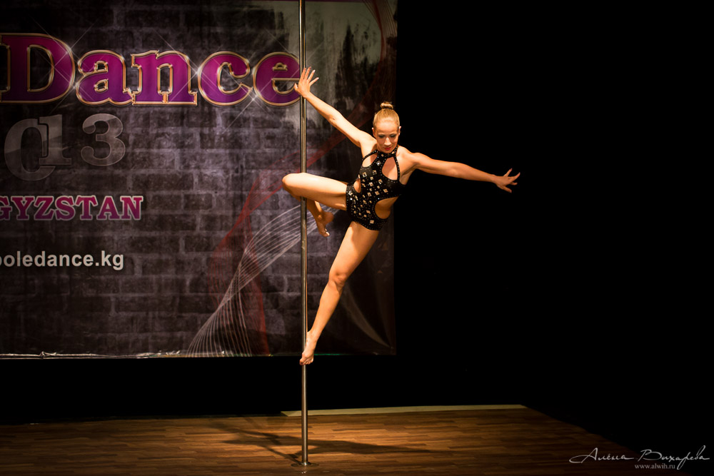 чемпионат по шестовой акробатике