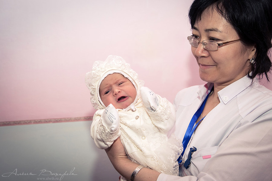 Фотосессия выписки из роддома. Фотографи Вихарева Алена