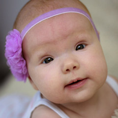 Первая фотосессия -  Алиса три с половиной месяца